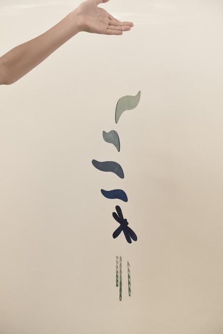 Drevená zvonkohra vtáčik, vážka, motýl rôzne farby, 