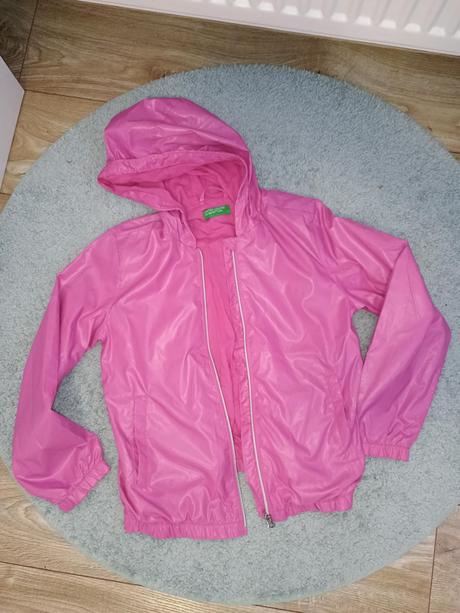 Tenká vetrovka, benetton,140