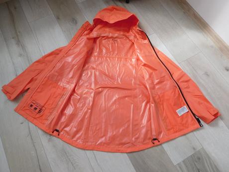 Bunda letná nepremokavá vhodná na šport,-l., l