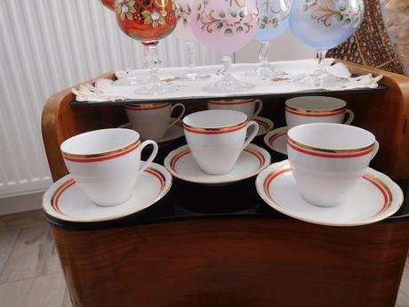 Šálky 6 + podšálky 6 ks, čechoslovákia -porcelán,