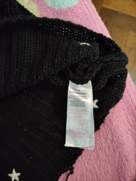 Sveter, young dimension,134