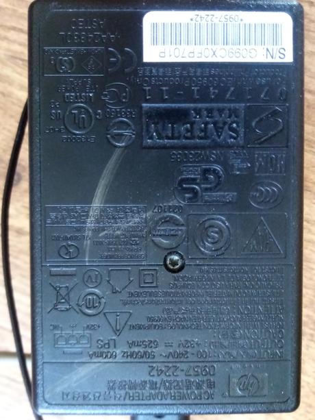 Nabíjačka+ dátový kábel, hp (hewlett-packard)