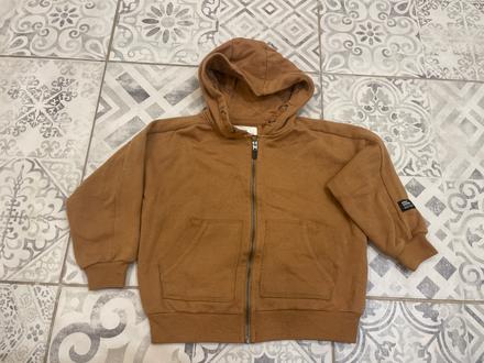 Hnedá mikina s kapucňou, reserved,116