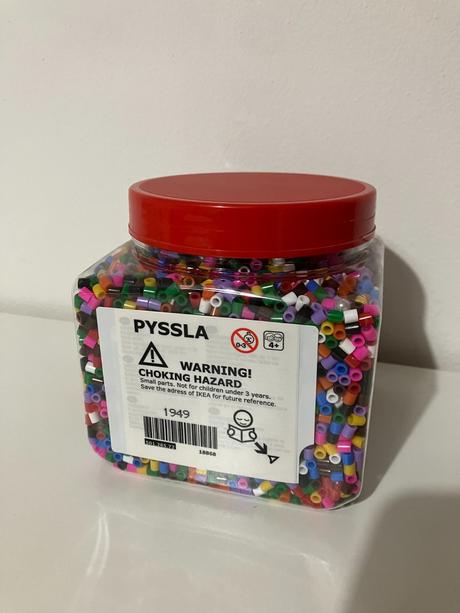 Korálky pyssla ikea,