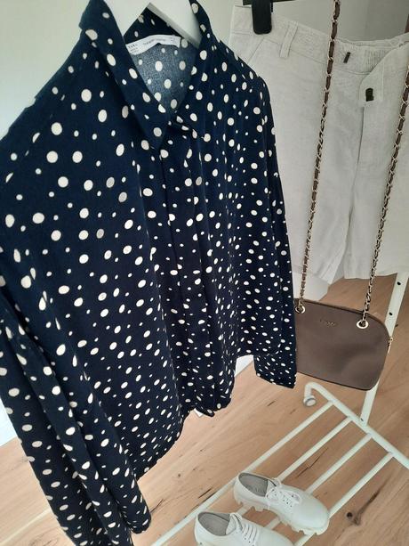 Zara puntíková, zara,s