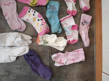 Mix ponožiek - veľa od veľkosti 23 vyššie, 23