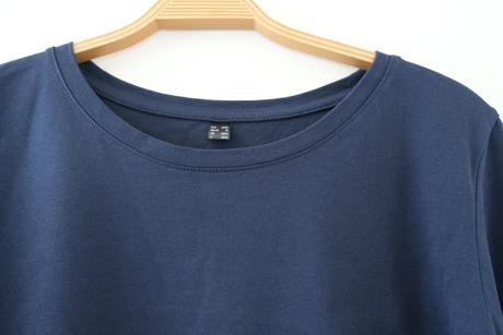 Tmavomodré tričko, 40