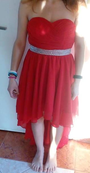 Spoločenské šaty, 38