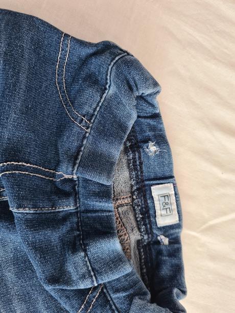 Velkost 86 -mikiny/šaty/rihle, 86–98