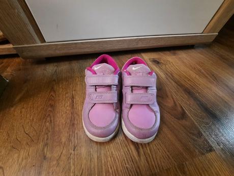 Nike tenisky, nike,28