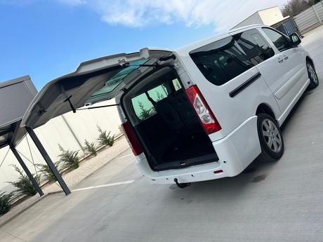 Drive up rent  prenájom vozidiel, 