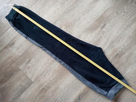 Super tepláky xs, h&m,158