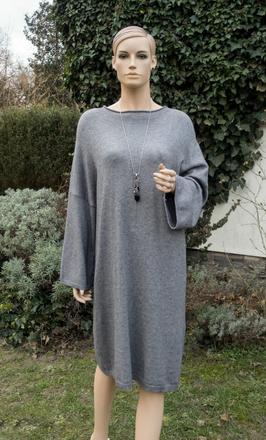 Úpletové šaty 40/42, 40