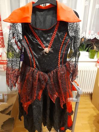 Šaty na karneval,