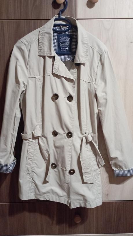 Dievčenský plášť, c&a,170