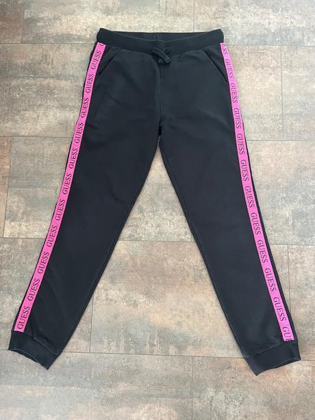 Teplaky guess, guess,134