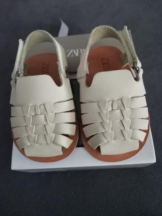 Kožené sandalky, zara,<17