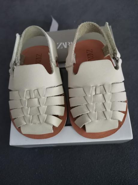 Kožené sandalky, zara,<17