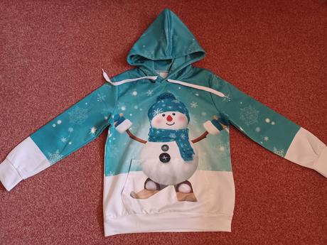 Mikinka so snehuliakom, s