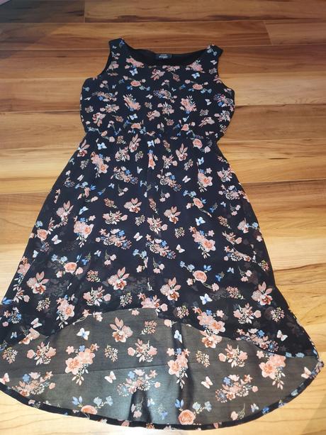 Krásne letné šaty 146-152, 152