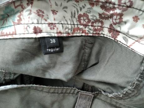 Športové nohavice, 38