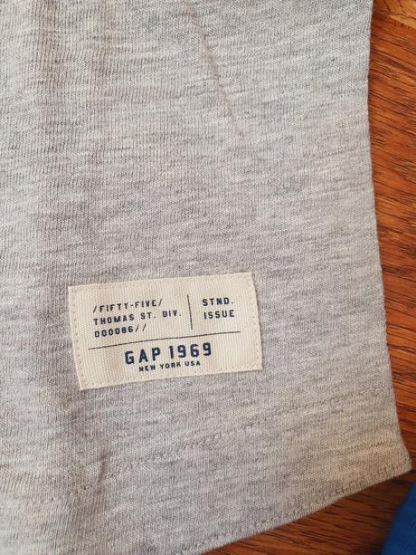 B904 tričká 2ks gap, rovnaké, 110