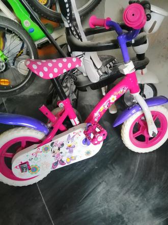 Dievčenský bicykel, 12