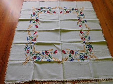 Ručne vyšívaný set obrusov-122x135cm, , 