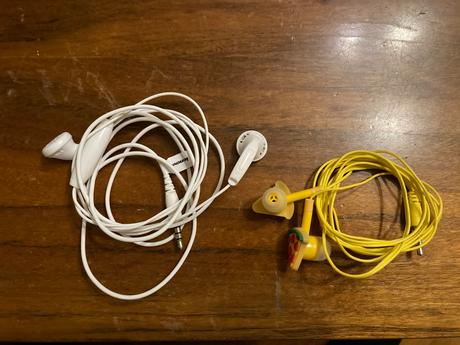 2 x sluchatka s jack konektorom, 