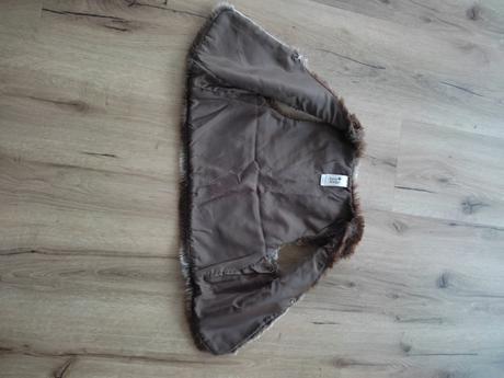 Chlpatá vesticka there here, 158