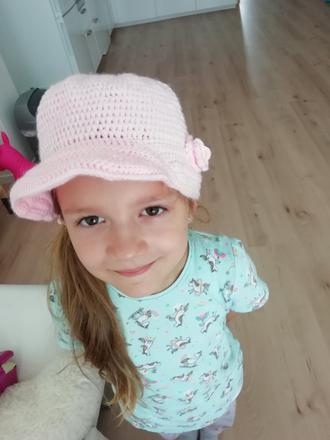 Nadherny pleteny klobučik 3-6 r., 110