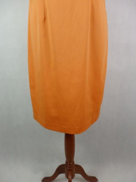 Kvalitné elegantné šaty, 40