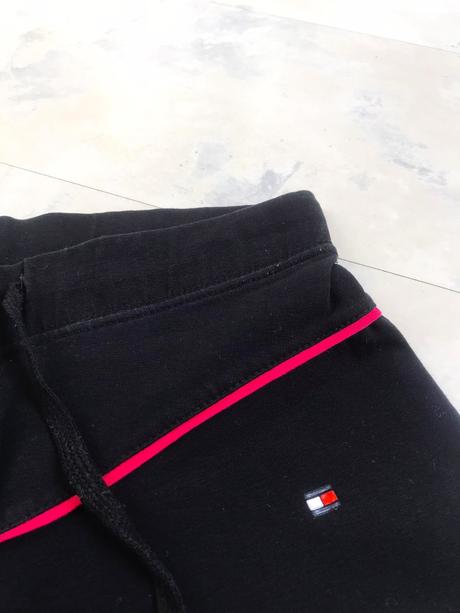 Športové tepláky th, tommy hilfiger,s