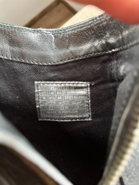 Levis topánky, levis,40