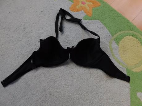 Plavková podprsenka pour moi 36c, 40