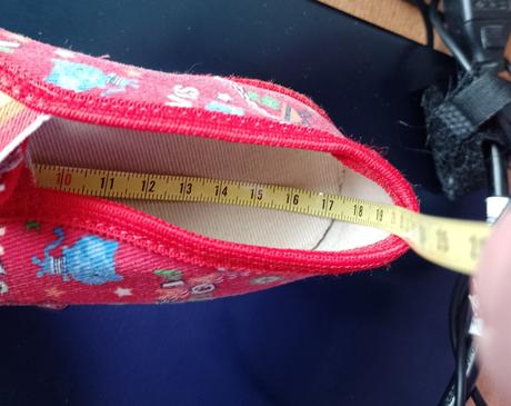 Papučky vnut . dlzka 17cm, 26