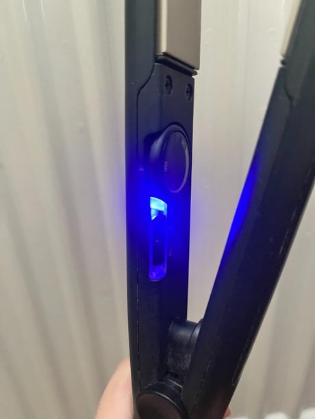 Žehlička na vlasy remington s3500, 