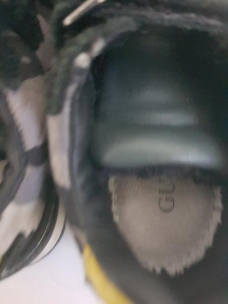 Guess botasky, guess,21