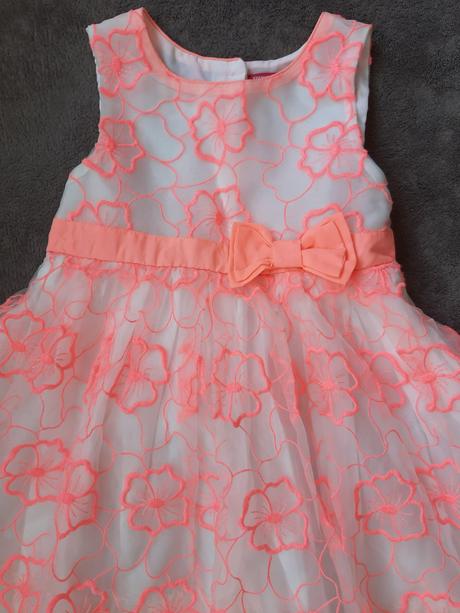 Krásne žiarivé šaty 116, young dimension,116