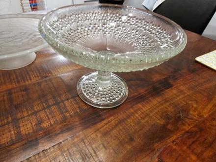 Podnos z bruseneho skla,