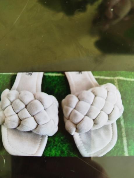 2x šľapky - veľkosť 39, 39