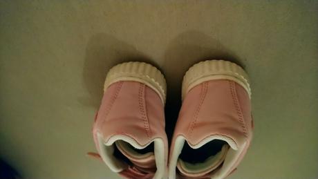 Ružové tenisky, 37