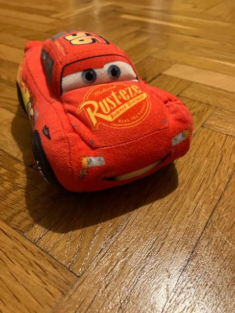 Plysaky 2-hladame novy domov- cena podla velkosti,