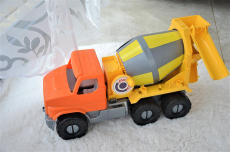 Veľké auto-domiešavač-50x27cm,