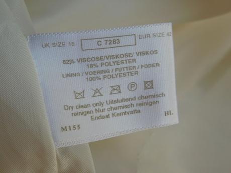 Velmi pekne elegantne šaty na slavnost, 42