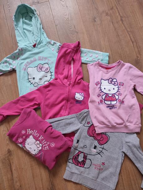 Mikiny hello kitty 5ks (veľkosť 110/116), sanrio,110