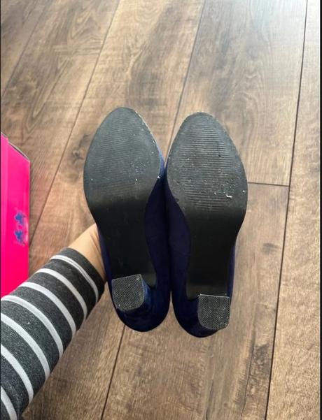 Modré lodicky 37 semisové, 37