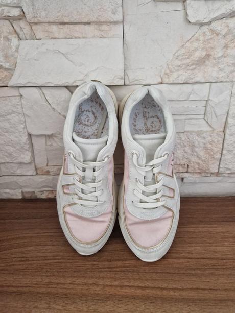 Dámske tenisky zn. bugatti, 40