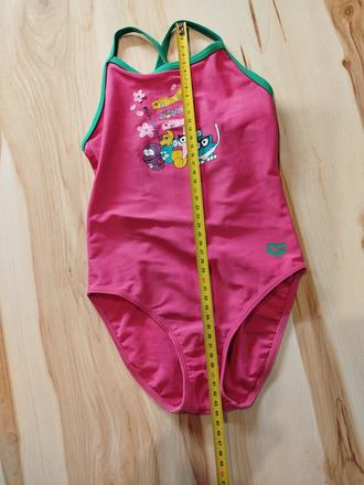 Plavky jednodielne, 122