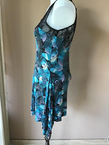 Šaty internacionale /r, 40